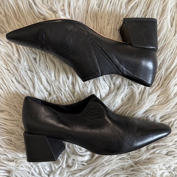 Vince Black Leather Square Block Heel Low Ankle Booties Size 8 - Picture 2 of 9